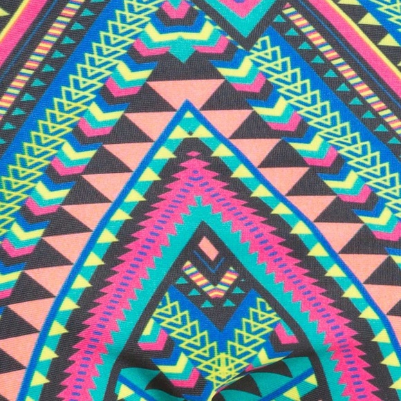 L*Space - Antigua Black Chloe Wrap Bikini … - Picture 7 of 7